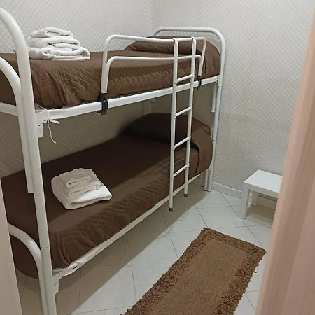 Confortevole E Spazioso カターニア